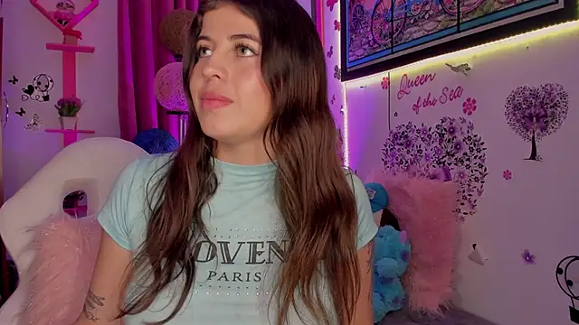 Snapshot of zoe_kittylove chatting on December 19, 2024, 5:40 am zoe kittylove online show from December 19, 2024, 5:40 am