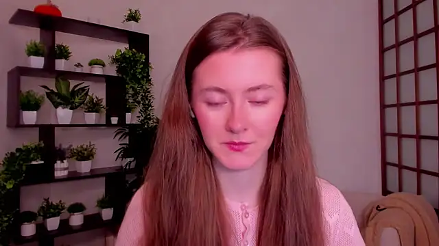 KateCuddle online show from September 30, 2025, 2:28 am