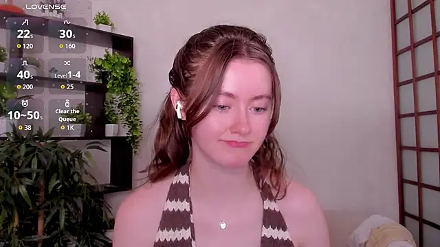 KateCuddle online show from July 8, 2026, 2:57 am