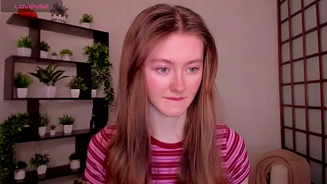 KateCuddle online show from February 5, 2026, 2:51 am