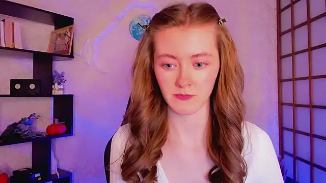 KateCuddle online show from December 25, 2024, 5:37 am