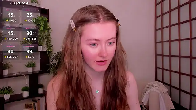 KateCuddle online show from June 17, 2026, 2:11 am
