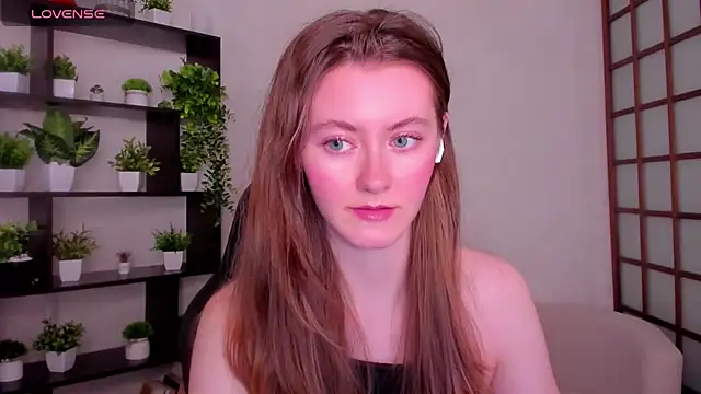 KateCuddle online show from November 20, 2025, 2:34 am