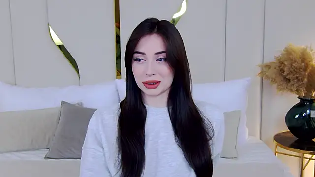 Betty Bridge online show from March 23, 2026, 2:44 am