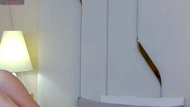 Snapshot of Betty_Bridge chatting on October 11, 2025, 6:14 am Betty Bridge online show from October 11, 2025, 6:14 am