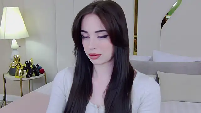 Betty Bridge online show from March 10, 2026, 5:33 am