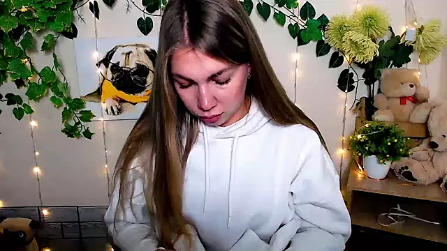 Snapshot of Sport_Tall_Doll chatting on November 15, 2025, 12:53 pm Sport Tall Doll online show from November 15, 2025, 12:53 pm