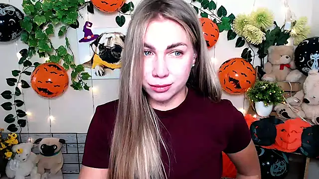 Snapshot of Sport_Tall_Doll chatting on October 31, 2025, 9:17 am Sport Tall Doll online show from October 31, 2025, 9:17 am