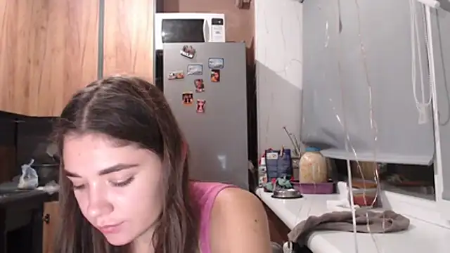 delightful sofi online show from December 3, 2025, 7:35 pm