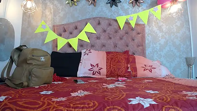 Snapshot of SHARICK_GRECO chatting on October 4, 2025, 12:17 pm SHARICK GRECO online show from October 4, 2025, 12:17 pm