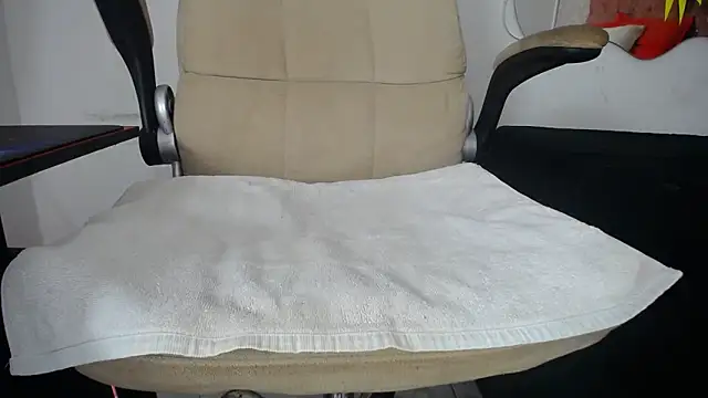 Snapshot of SHARICK_GRECO chatting on October 1, 2025, 12:09 pm SHARICK GRECO online show from October 1, 2025, 12:09 pm