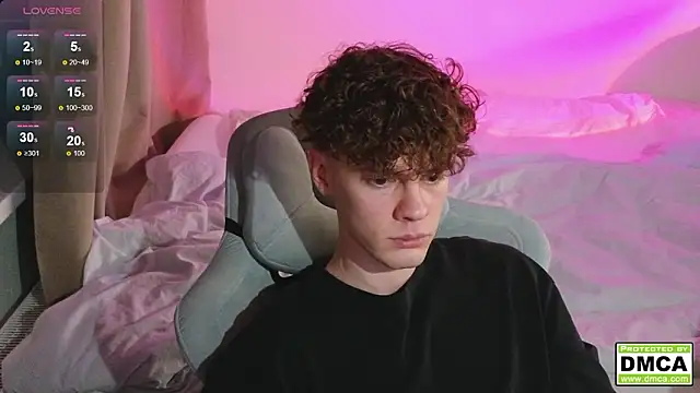 cute thomas online show from March 10, 2026, 7:29 pm