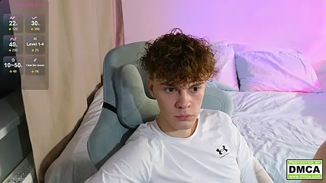 cute thomas online show from October 29, 2025, 7:35 pm