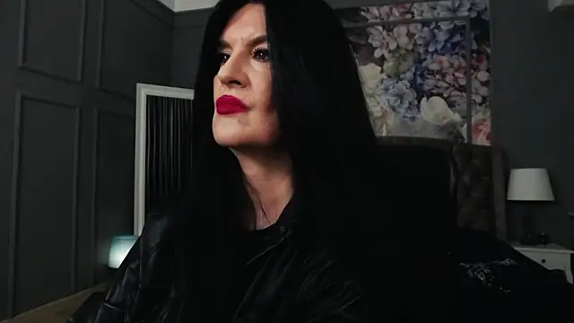 DomMelissaW online show from October 20, 2025, 7:47 pm