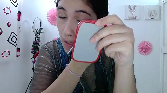 Snapshot of InocentHeaven1 chatting on October 30, 2025, 12:14 pm InocentHeaven1 online show from October 30, 2025, 12:14 pm