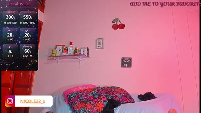 Nicole x online show from January 1, 2025, 7:41 am