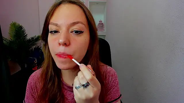 Persephoni online show from October 13, 2025, 8:32 pm