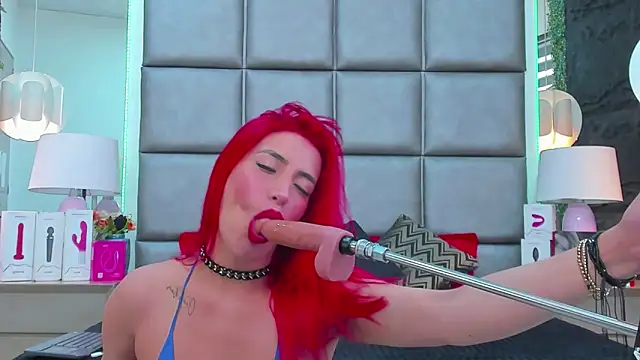 AllissaBrowm online show from September 17, 2025, 4:42 pm