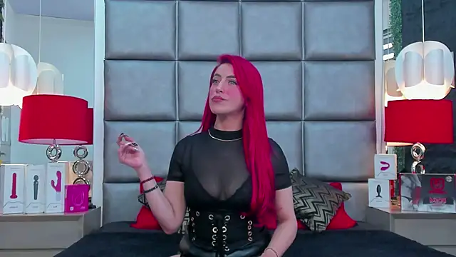 AllissaBrowm online show from December 16, 2025, 4:11 pm