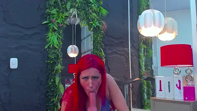 AllissaBrowm online show from April 24, 2026, 6:43 pm