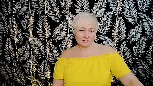 Snapshot of Olivia_playful chatting on February 8, 2026, 12:25 pm Olivia playful online show from February 8, 2026, 12:25 pm