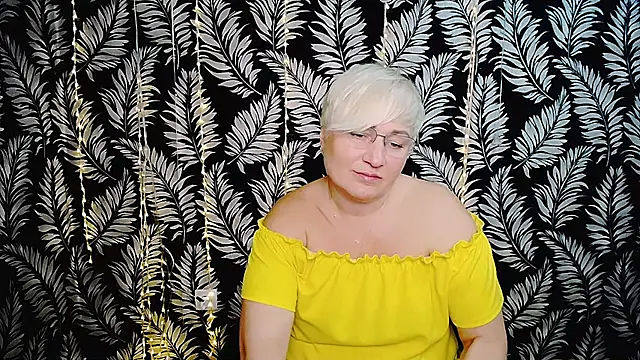 Snapshot of Olivia_playful chatting on March 5, 2026, 12:57 pm Olivia playful online show from March 5, 2026, 12:57 pm