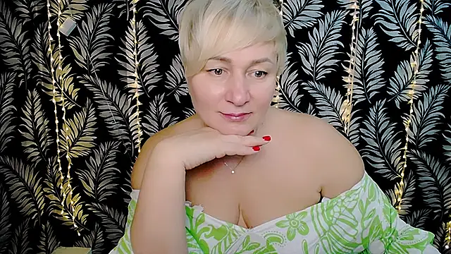 Olivia playful online show from February 3, 2025, 3:06 pm