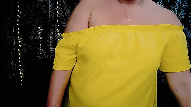 Snapshot of Olivia_playful chatting on January 18, 2026, 12:41 pm Olivia playful online show from January 18, 2026, 12:41 pm