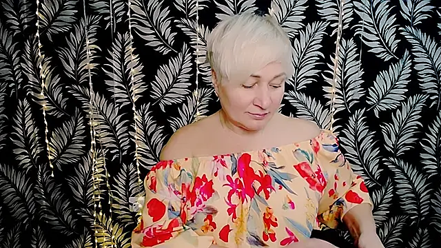 Snapshot of Olivia_playful chatting on February 9, 2026, 12:25 pm Olivia playful online show from February 9, 2026, 12:25 pm