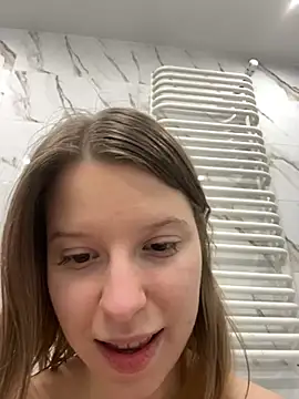 kimczii online show from March 25, 2026, 7:24 pm