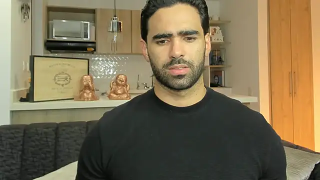 Snapshot of BradleySmithx chatting on October 21, 2025, 11:48 pm BradleySmithx online show from October 21, 2025, 11:48 pm