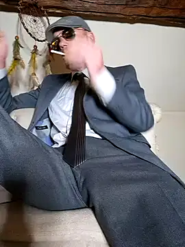 Snapshot of eddouxxx78 chatting on September 27, 2025, 3:45 am eddouxxx78 online show from September 27, 2025, 3:45 am