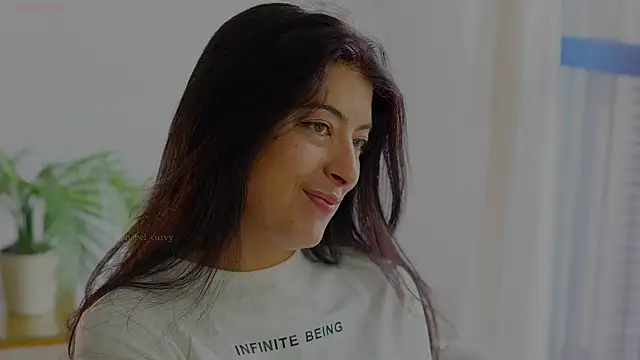 anabelcurvy online show from April 15, 2026, 9:04 am