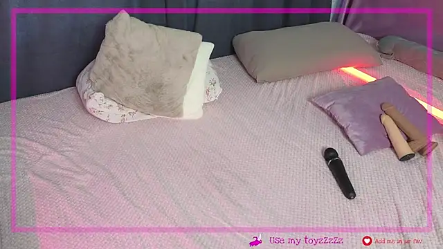 annakromovich online show from August 5, 2026, 4:39 am