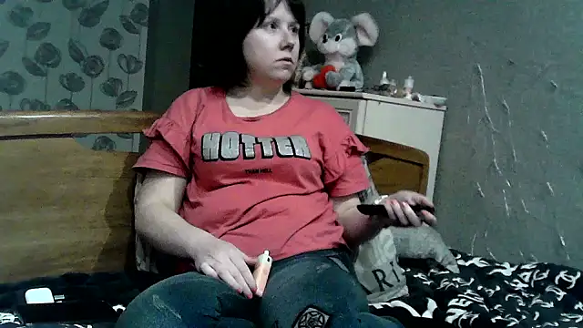 explored romantic online show from February 1, 2025, 12:37 pm