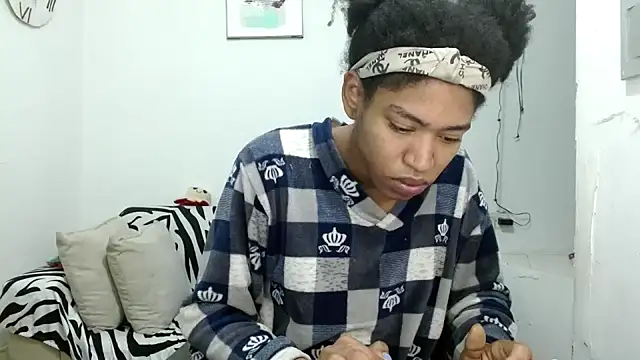 angelamarie1 online show from February 1, 2026, 12:47 pm