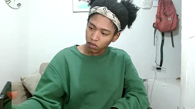 angelamarie1 online show from February 16, 2026, 12:31 am