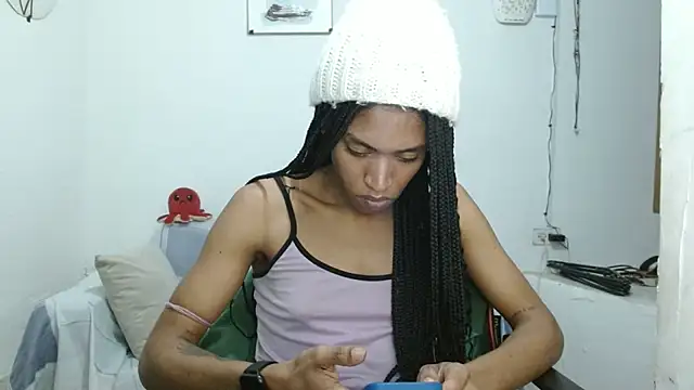 Snapshot of angelamarie1 chatting on June 28, 2026, 12:28 am angelamarie1 online show from June 28, 2026, 12:28 am