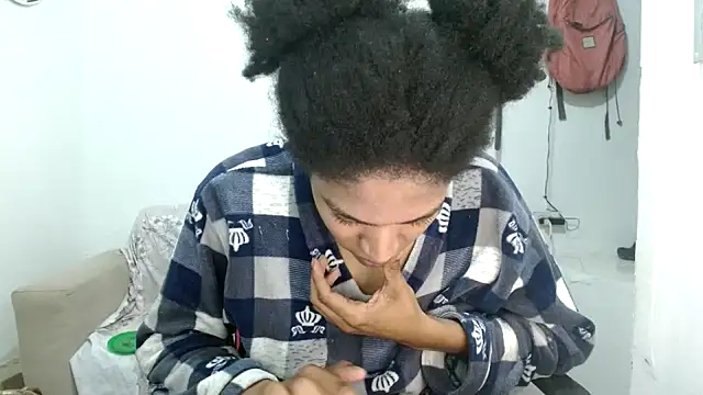 Snapshot of angelamarie1 chatting on September 27, 2025, 11:16 am angelamarie1 online show from September 27, 2025, 11:16 am