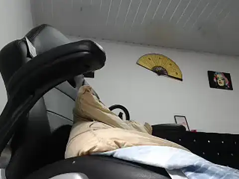 pamelabigcock69 online show from April 15, 2026, 1:11 am