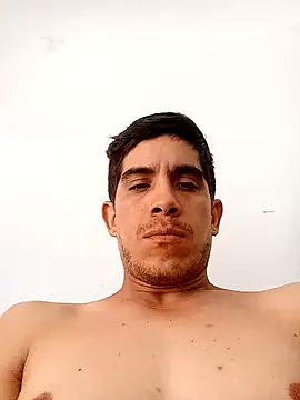 LarryCapija online show from October 14, 2025, 4:07 pm