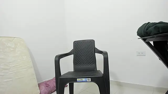 Snapshot of isearchcompany chatting on September 23, 2025, 1:23 am isearchcompany online show from September 23, 2025, 1:23 am