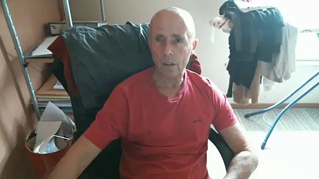 olibrius71 online show from February 21, 2026, 1:13 pm