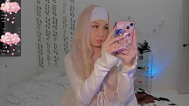 Snapshot of Mary_tiim chatting on January 23, 2025, 1:24 pm Mary tiim online show from January 23, 2025, 1:24 pm