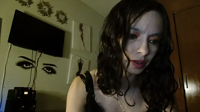 MINI Petite online show from September 13, 2025, 3:17 am