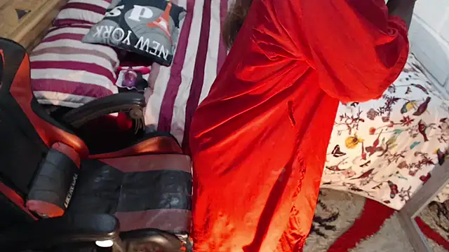 sexyjustin202 online show from November 25, 2025, 1:50 am