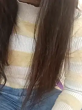 Snapshot of CuteSarikaLIVE chatting on February 4, 2026, 3:56 am CuteSarikaLIVE online show from February 4, 2026, 3:56 am