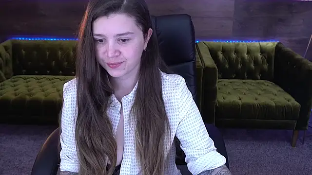 AmellyMilly online show from September 14, 2025, 1:33 pm