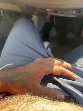 Snapshot of raguram143 chatting on September 29, 2025, 4:08 am raguram143 online show from September 29, 2025, 4:08 am