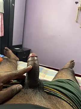 Snapshot of raguram143 chatting on October 12, 2025, 4:14 am raguram143 online show from October 12, 2025, 4:14 am